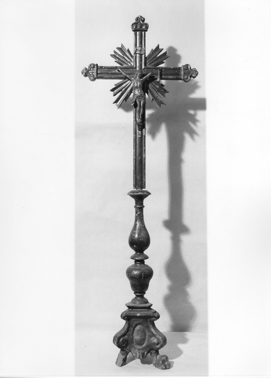 croce d'altare, opera isolata - bottega umbra (prima metà sec. XVIII)