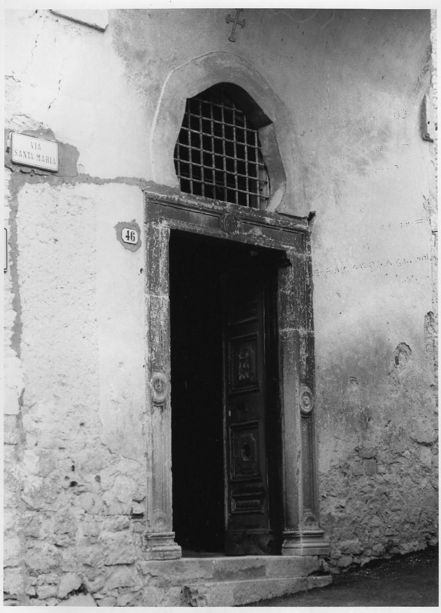 portale, opera isolata - bottega Italia centrale (sec. XVI)