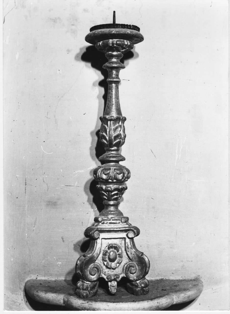 candeliere, insieme - bottega umbra (sec. XVII)