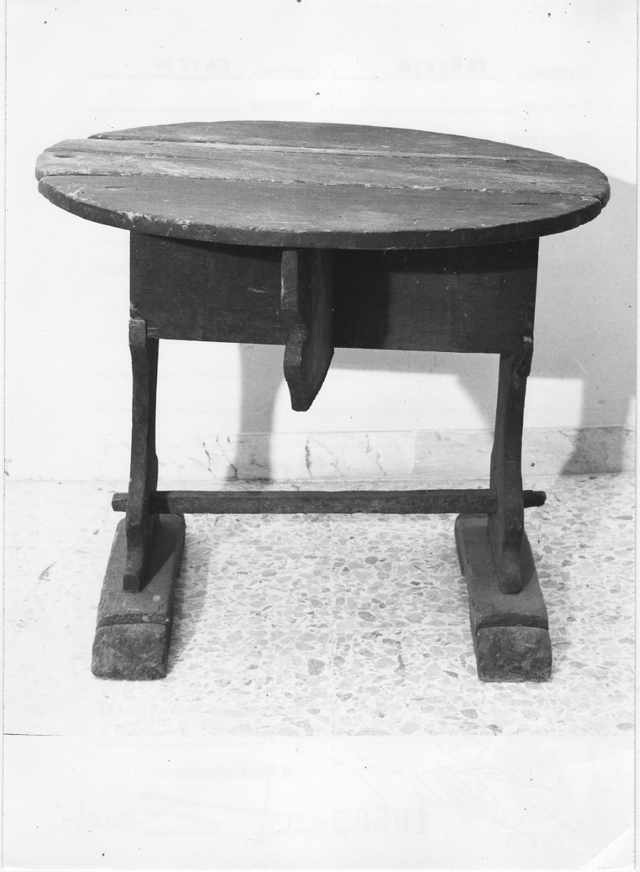 tavolino, opera isolata - bottega umbra (sec. XVI)