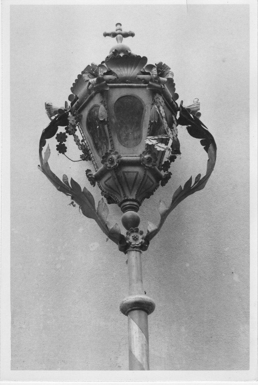 lanterna processionale, coppia - bottega umbra (sec. XVIII)