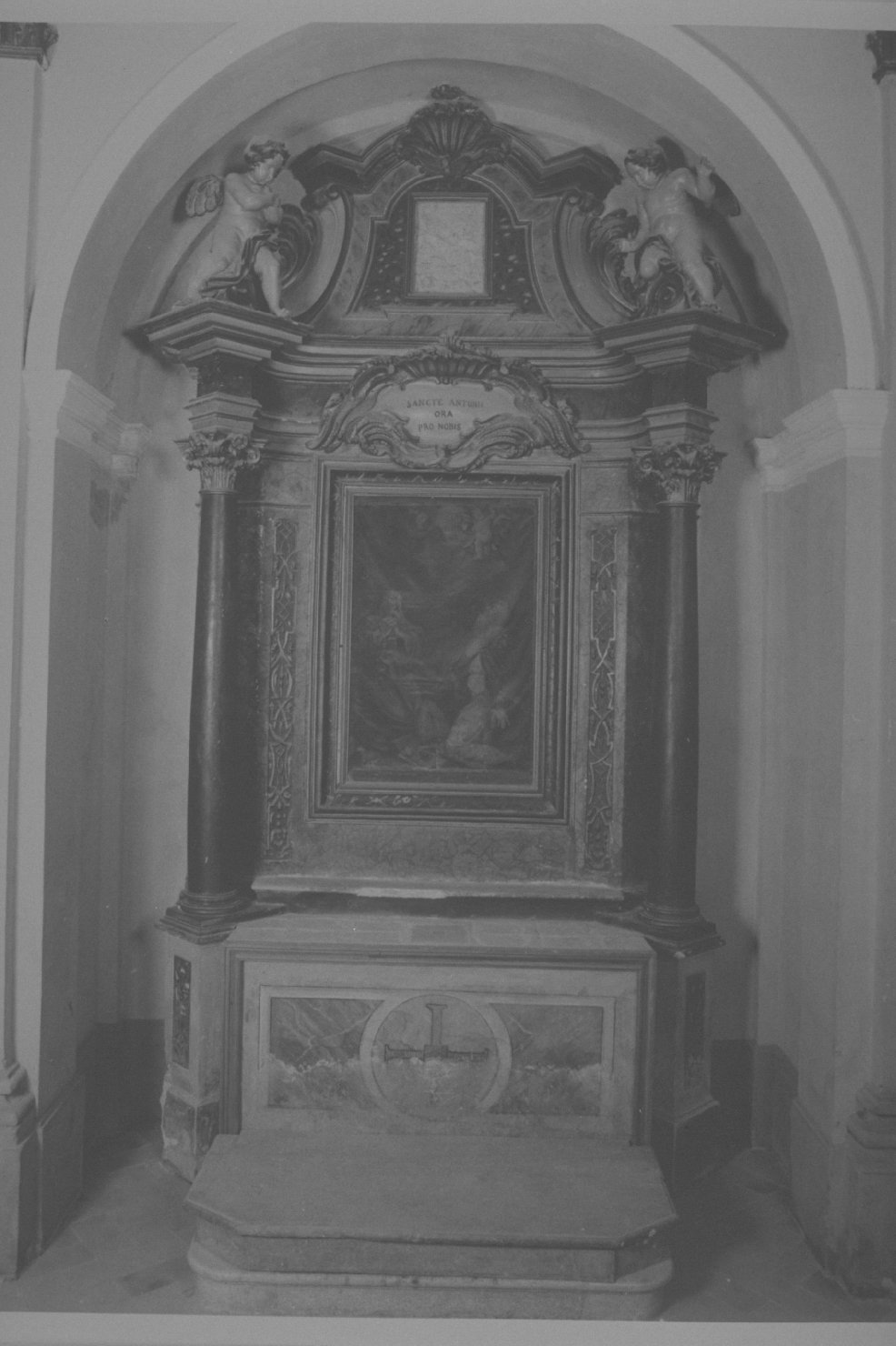 mostra d'altare, complesso decorativo - bottega umbra (prima metà sec. XVIII)