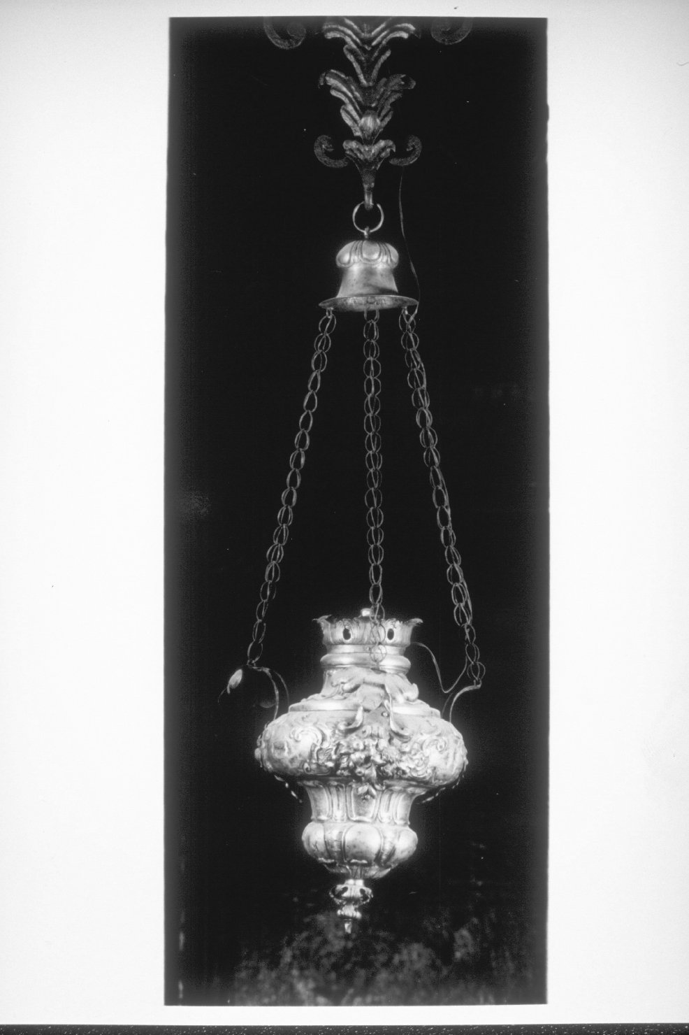 lampada pensile, opera isolata - bottega umbra (seconda metà sec. XVII)