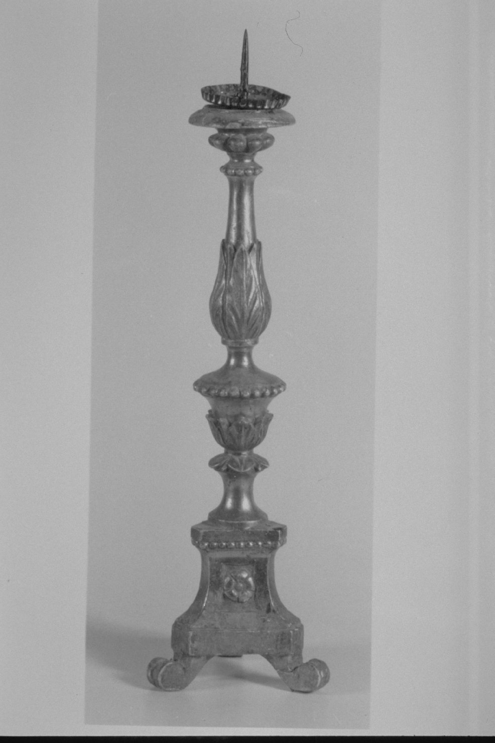 candelabro, serie - bottega umbra (secc. XVIII/ XIX)