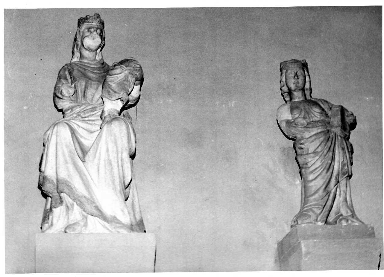 Madonna con Bambino (gruppo scultoreo, elemento d'insieme) - ambito umbro (sec. XIII)