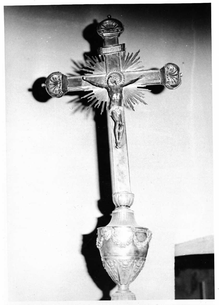 croce processionale, opera isolata - ambito umbro (sec. XVIII)