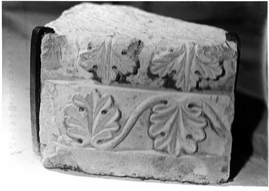 cornice, frammento - bottega Italia centrale (sec. XIV)