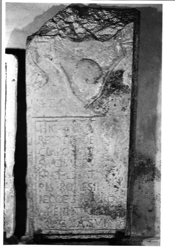 lapide tombale, opera isolata - bottega Italia centrale (ultimo quarto sec. XV)