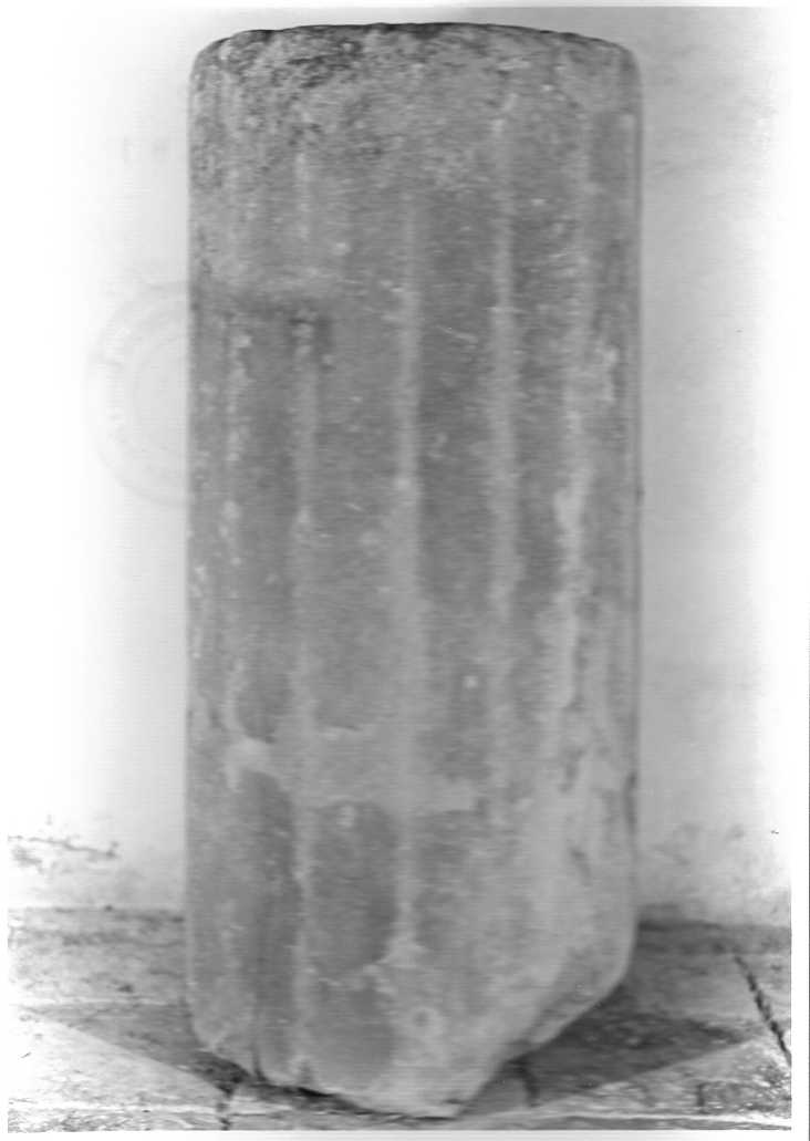 colonna, frammento - bottega Italia centrale (sec. II)