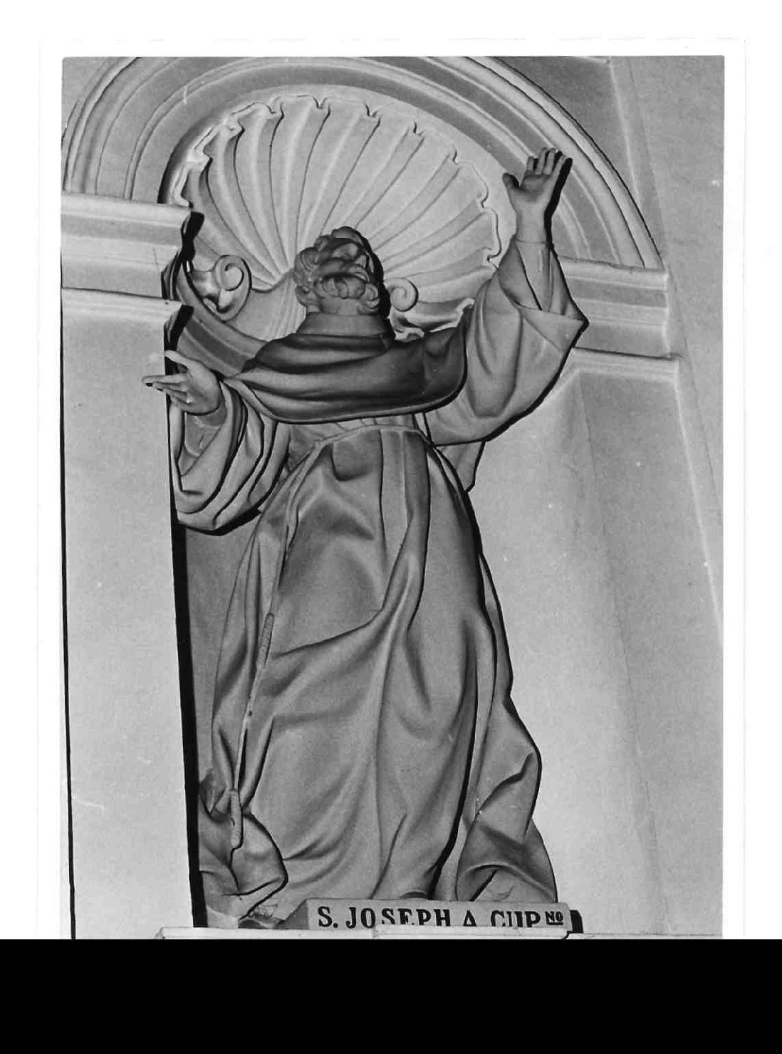 San Giuseppe da Copertino (statua, opera isolata) di Milli Antonio (attribuito) (inizio sec. XVIII)
