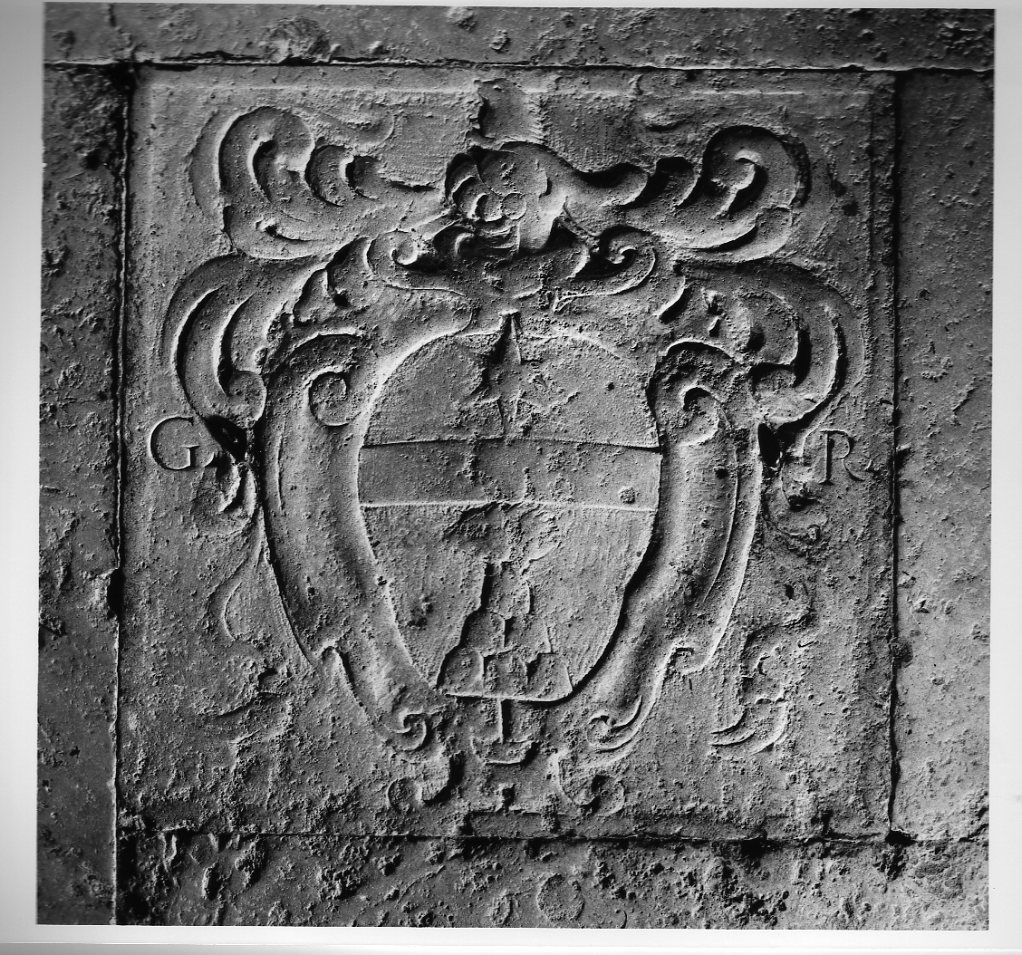 stemma gentilizio (lapide tombale, opera isolata) - bottega umbra (prima metà sec. XVII)