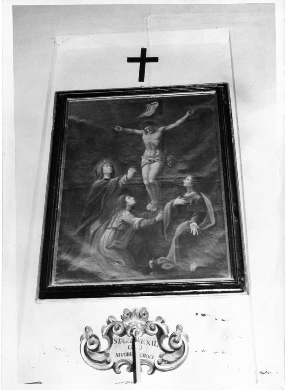 stazione XII: Gesù innalzato e morto in croce (dipinto, complesso decorativo) di Pentini Domenico (sec. XVIII)