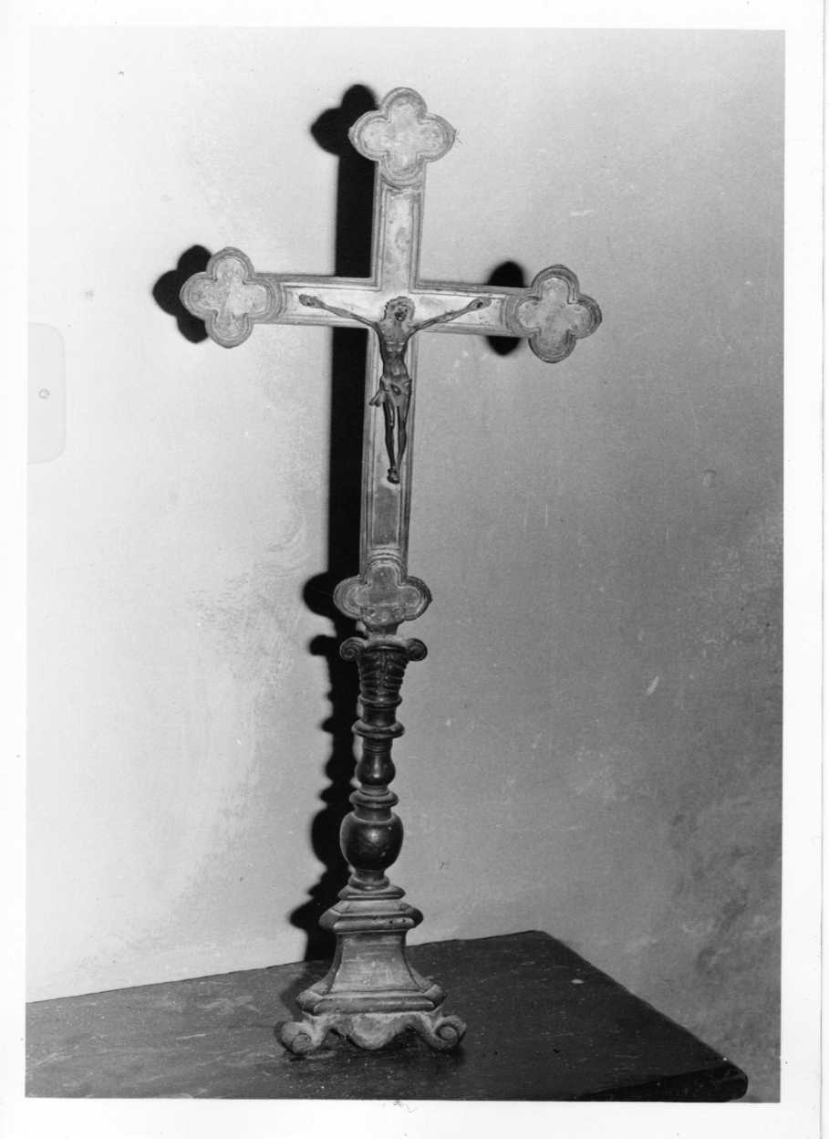 croce da tavolo, opera isolata - bottega Italia centrale (sec. XVII)