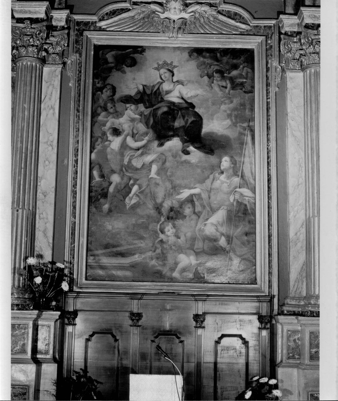 Madonna in gloria con San Pancrazio (pala d'altare, complesso decorativo) di Troppa Girolamo (ultimo quarto sec. XVII)
