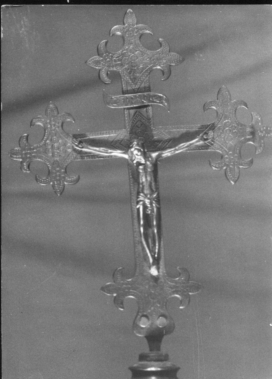 Cristo crocifisso dolente (croce processionale, opera isolata) - bottega Italia centrale (sec. XVII)