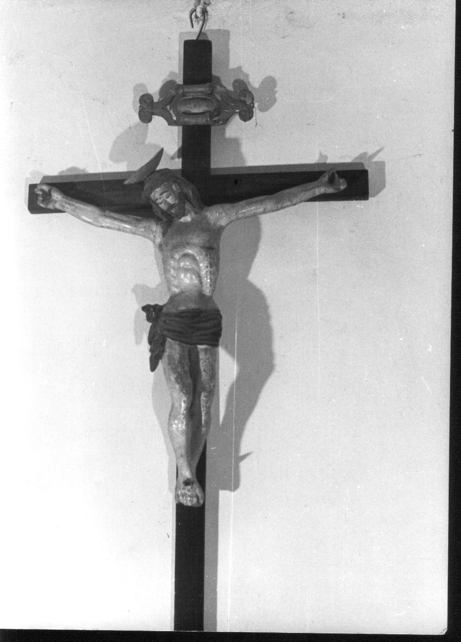 Cristo crocifisso dolente (crocifisso, opera isolata) - bottega Italia centrale (sec. XVI)