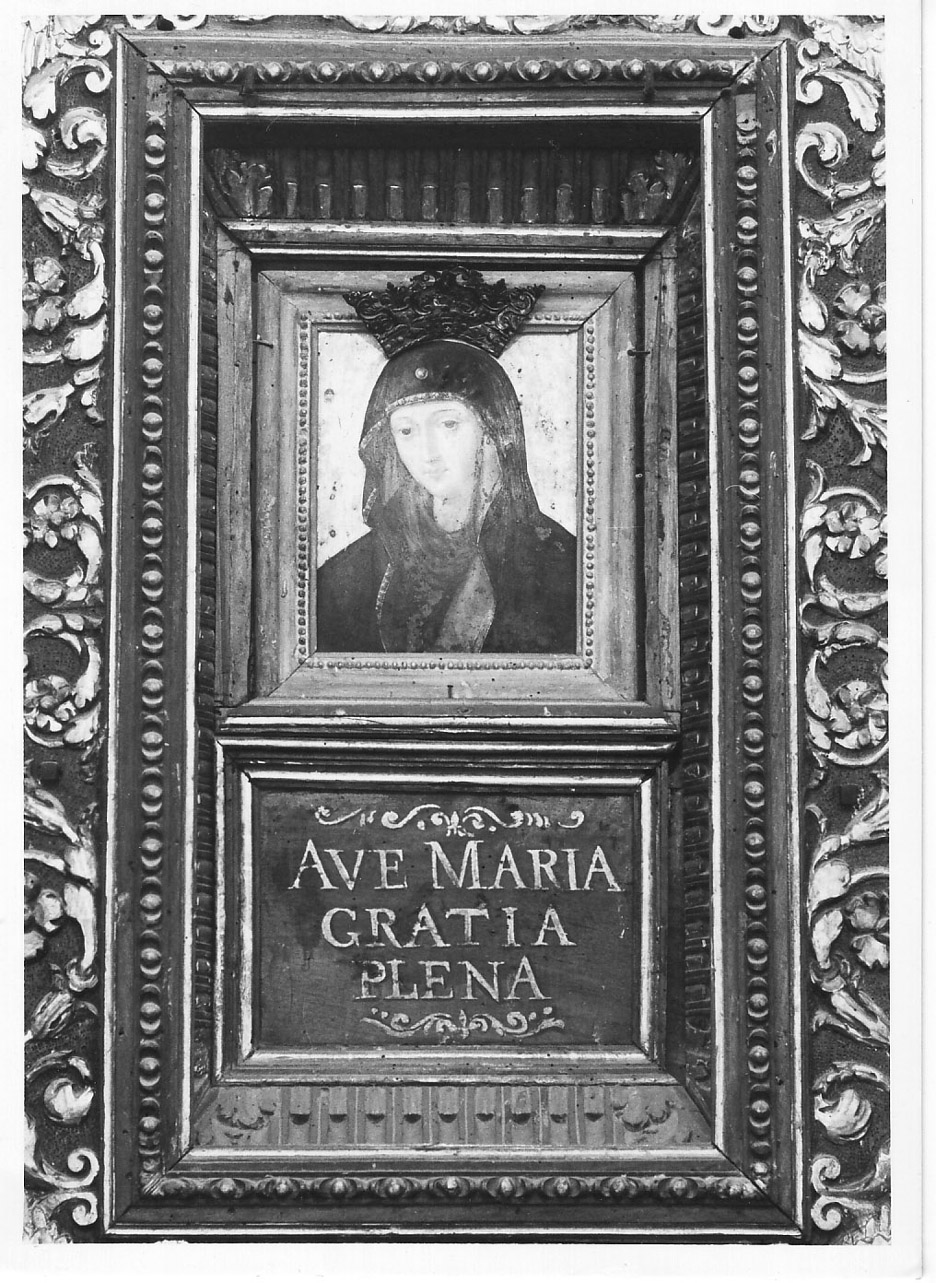 Madonna (dipinto, elemento d'insieme) - ambito umbro (fine/inizio secc. XVII/ XVIII)