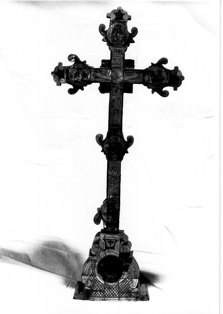 croce d'altare, coppia - bottega Italia centrale (sec. XIX)