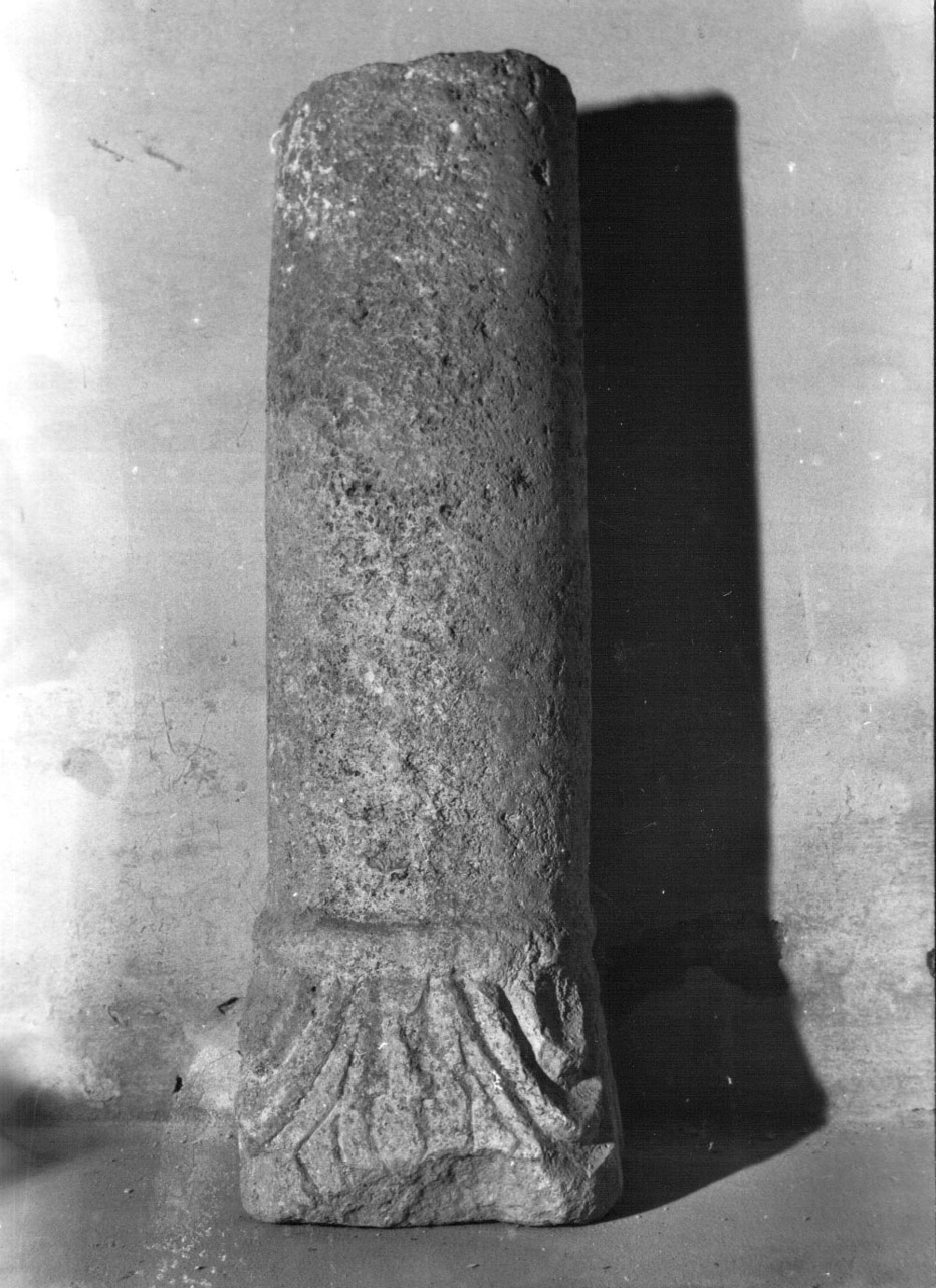 colonna, frammento - bottega Italia centrale (sec. XI)