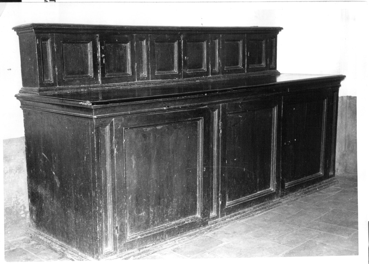 credenza, opera isolata - bottega Italia centrale (sec. XVII)