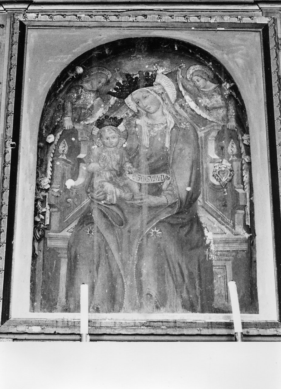 Madonna con Bambino in trono (dipinto, opera isolata) - ambito Italia centrale (sec. XV)