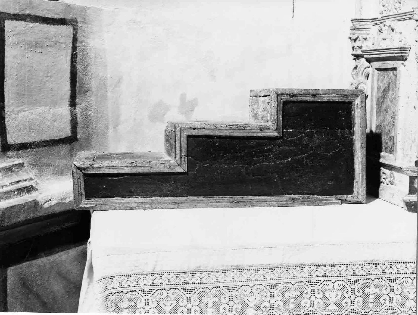 gradino d'altare, complesso decorativo - bottega umbra (sec. XVIII)
