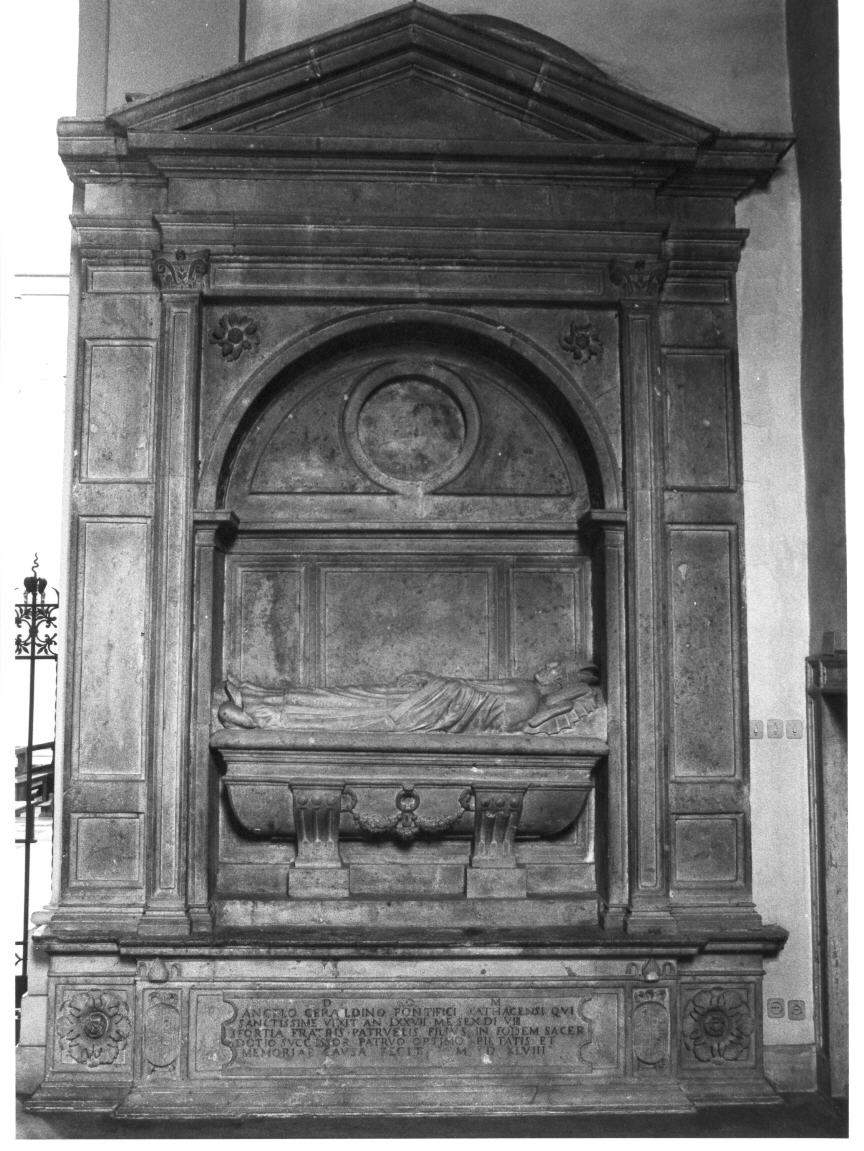 monumento funebre - a edicola - bottega comacina (sec. XVI)