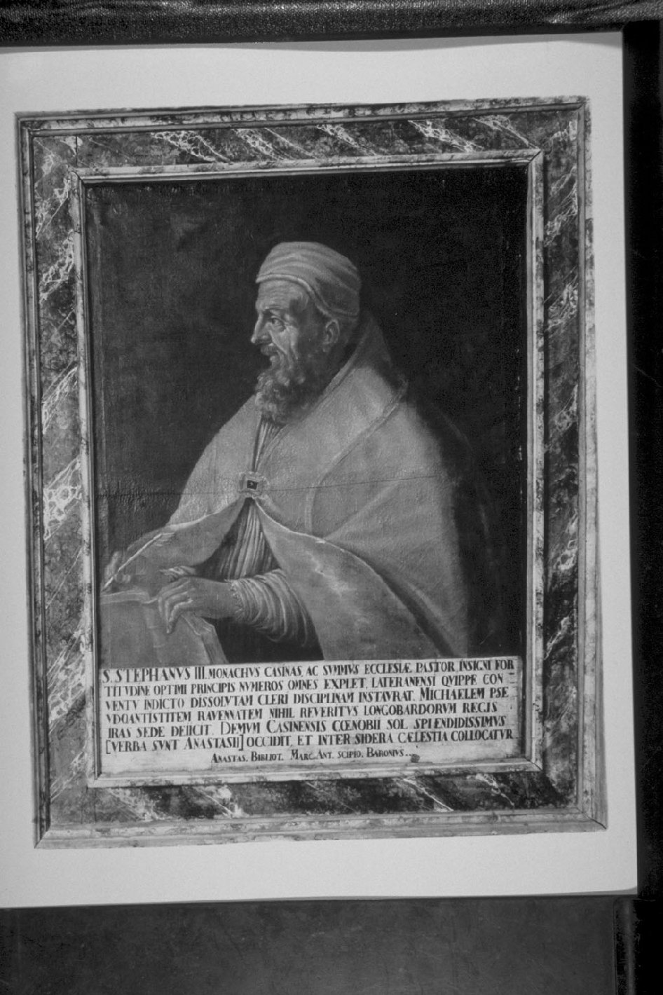 ritratto di Papa Stefano III, ritratto di ecclesiastico (dipinto, opera isolata) - ambito Italia centro-settentrionale (sec. XVII)