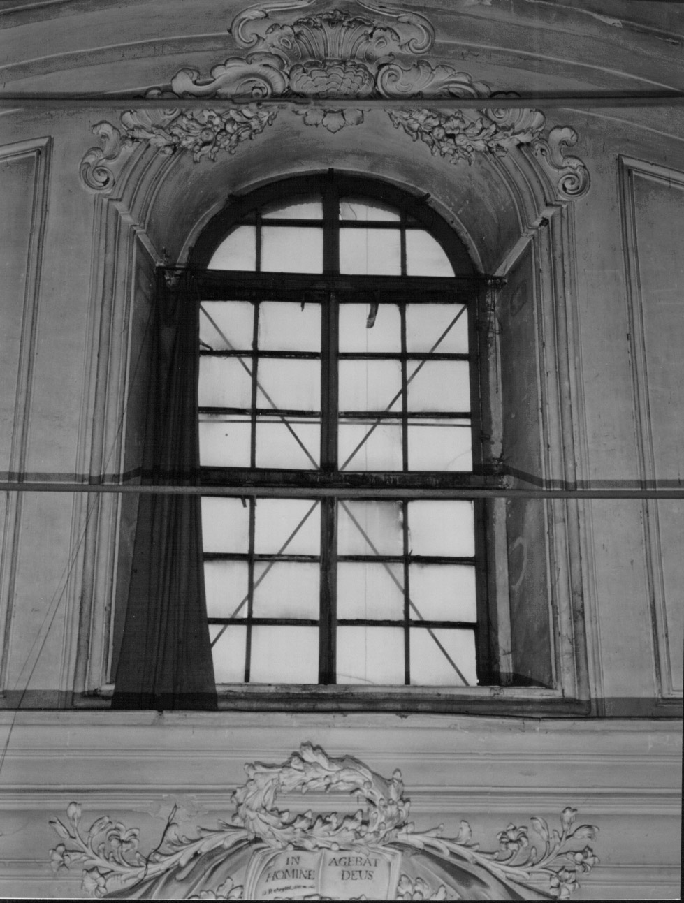 mostra di finestra, opera isolata - bottega eugubina (terzo quarto sec. XVIII)