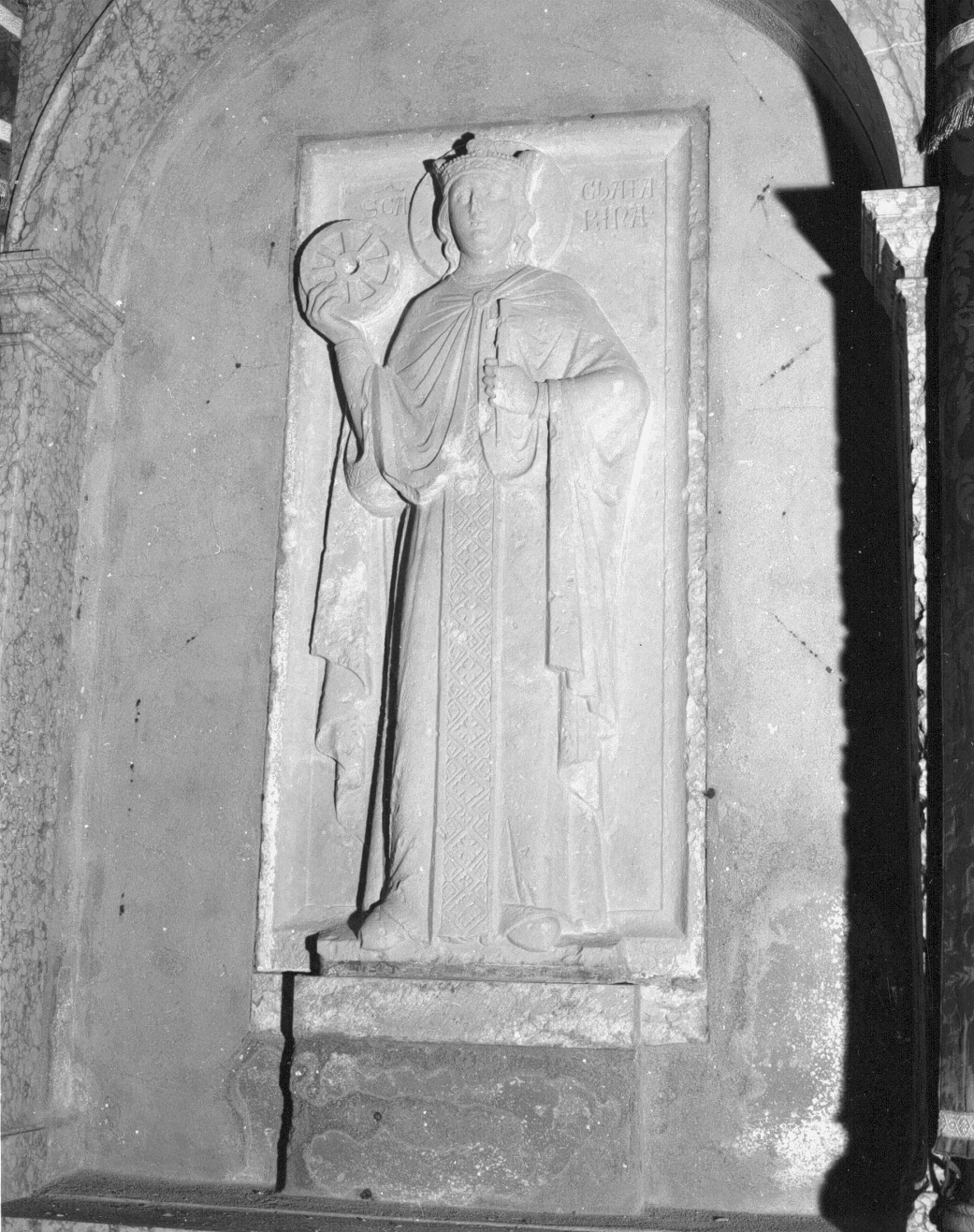 Santa Caterina d'Alessandria (rilievo) - ambito veneto (prima metà sec. XIV)