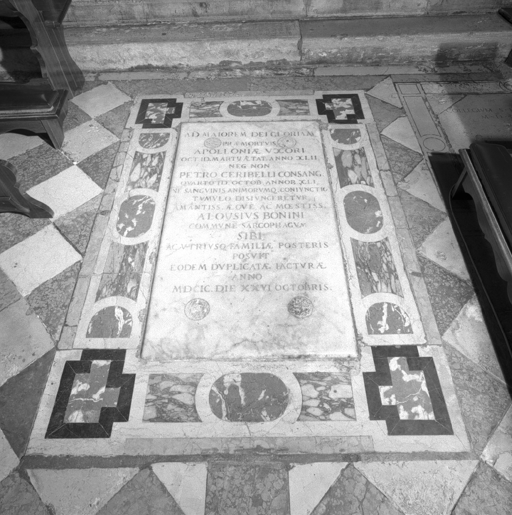 lapide tombale - ambito veneziano (sec. XVII)