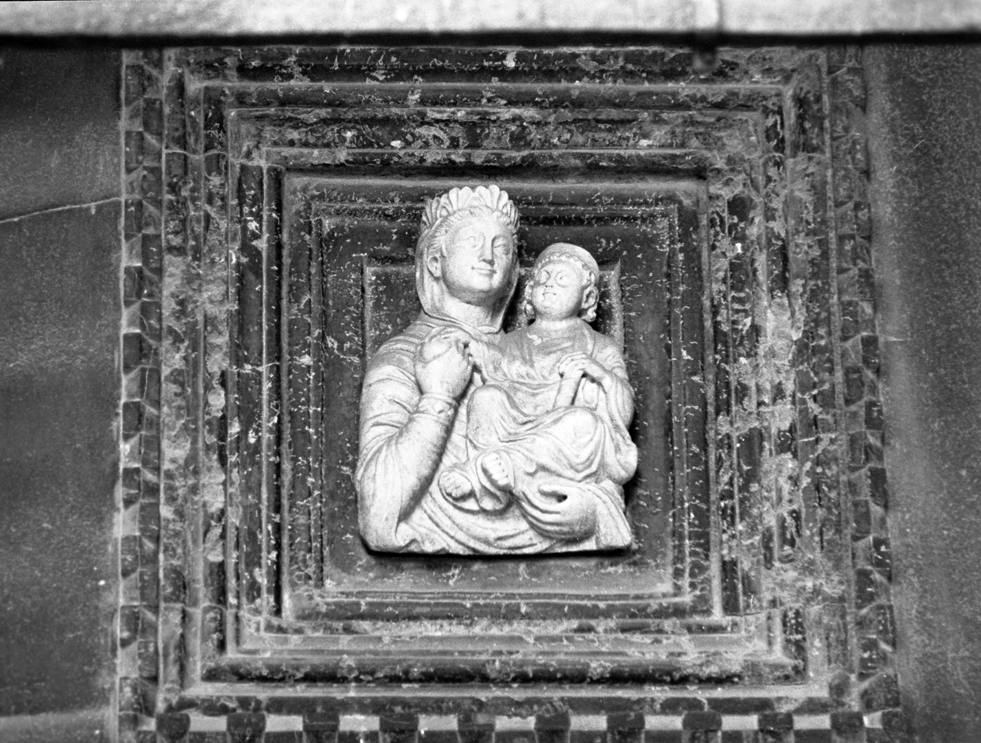 Madonna con Bambino (rilievo) - ambito veneto (sec. XIV)