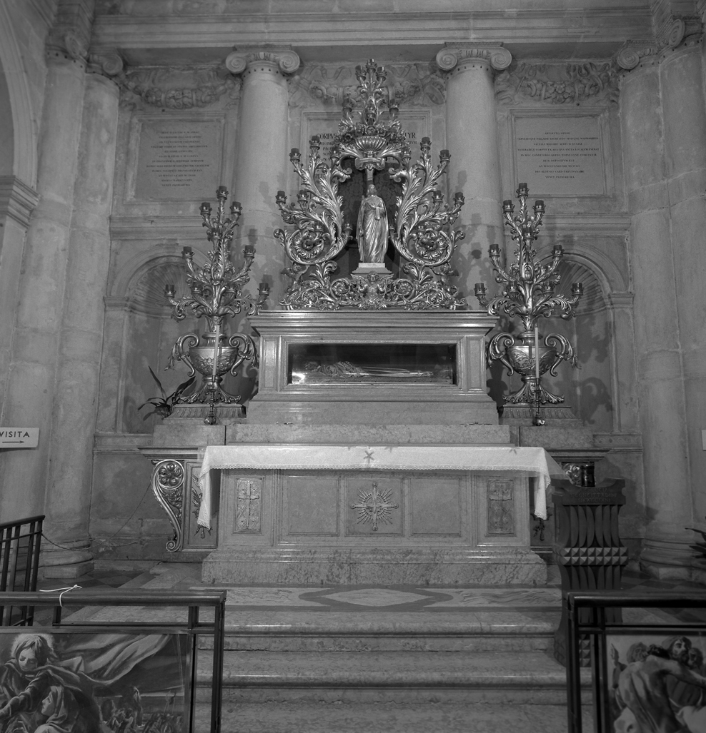 altare - ambito veneto (sec. XX)