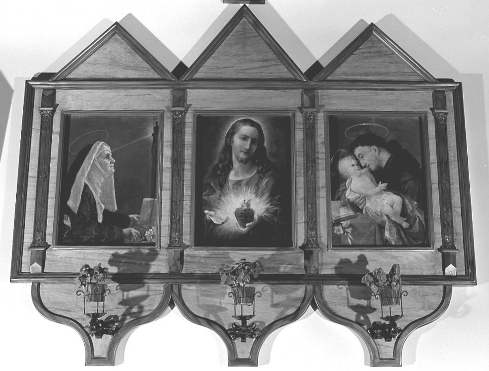Santa Rita, Sacro Cuore di Gesù, Sant'Antonio da Padova con Bambino (trittico) di Girardello Paolo (seconda metà sec. XX)
