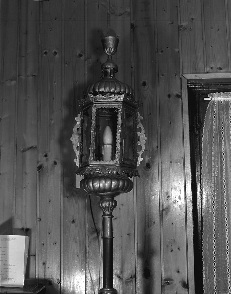 lanterna processionale, serie - bottega veneta (seconda metà sec. XIX)
