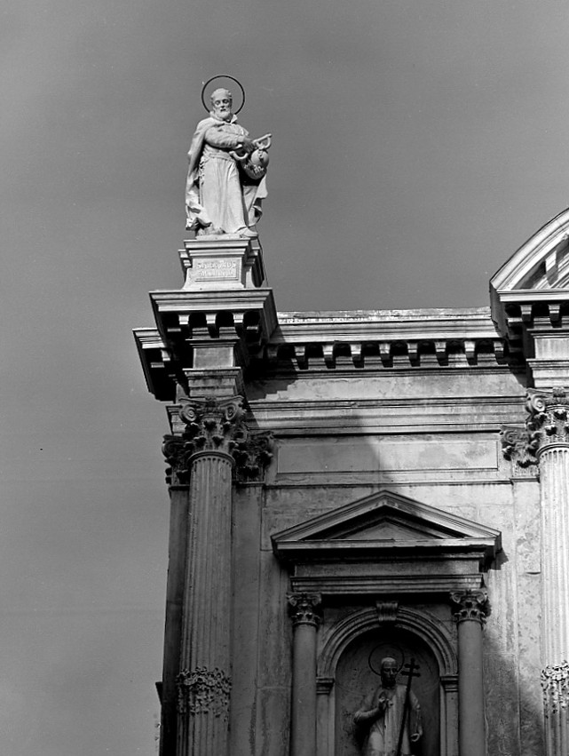 San Girolamo Emiliani (statua, elemento d'insieme) di Morlaiter Giovanni Maria (sec. XVIII)
