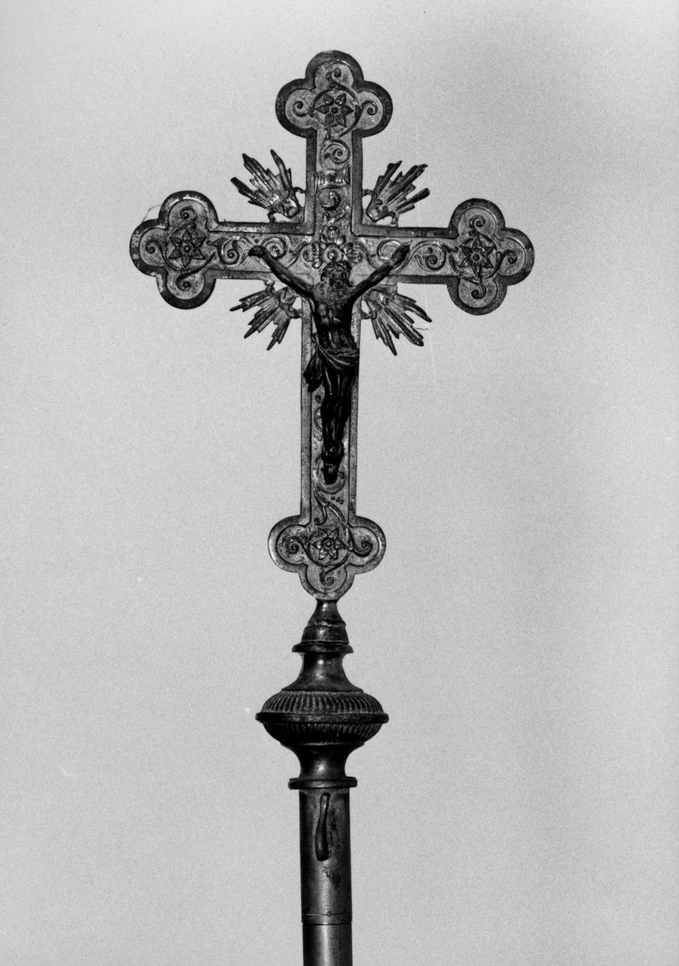 Cristo crocifisso (croce processionale) - ambito veneto (sec. XVIII)