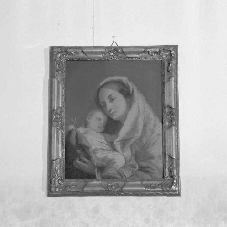 Madonna con Bambino (dipinto) di Tiepolo Giandomenico (seconda metà sec. XVIII)