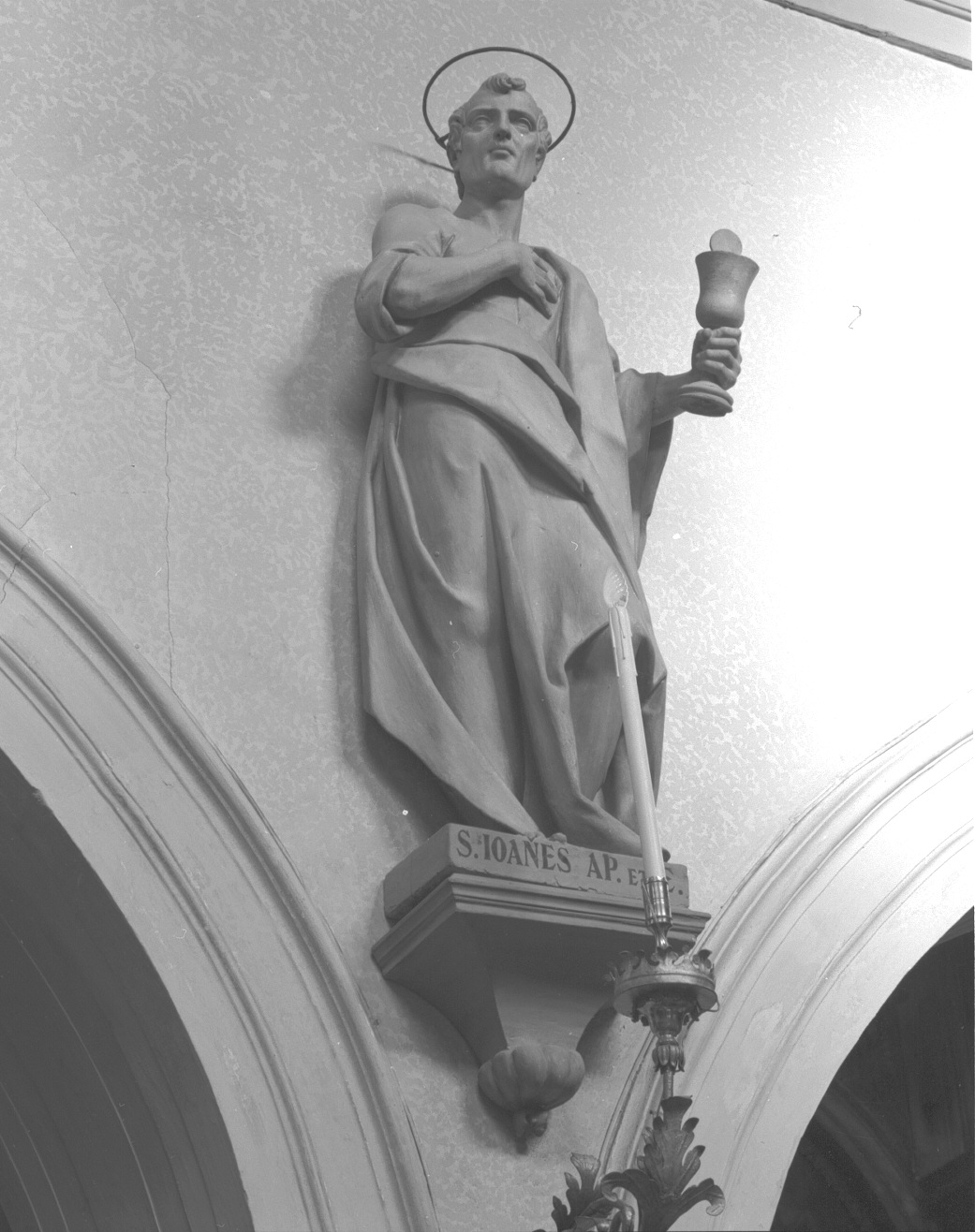 San Giovanni Evangelista (statua) di Terilli Francesco (prima metà sec. XVII)