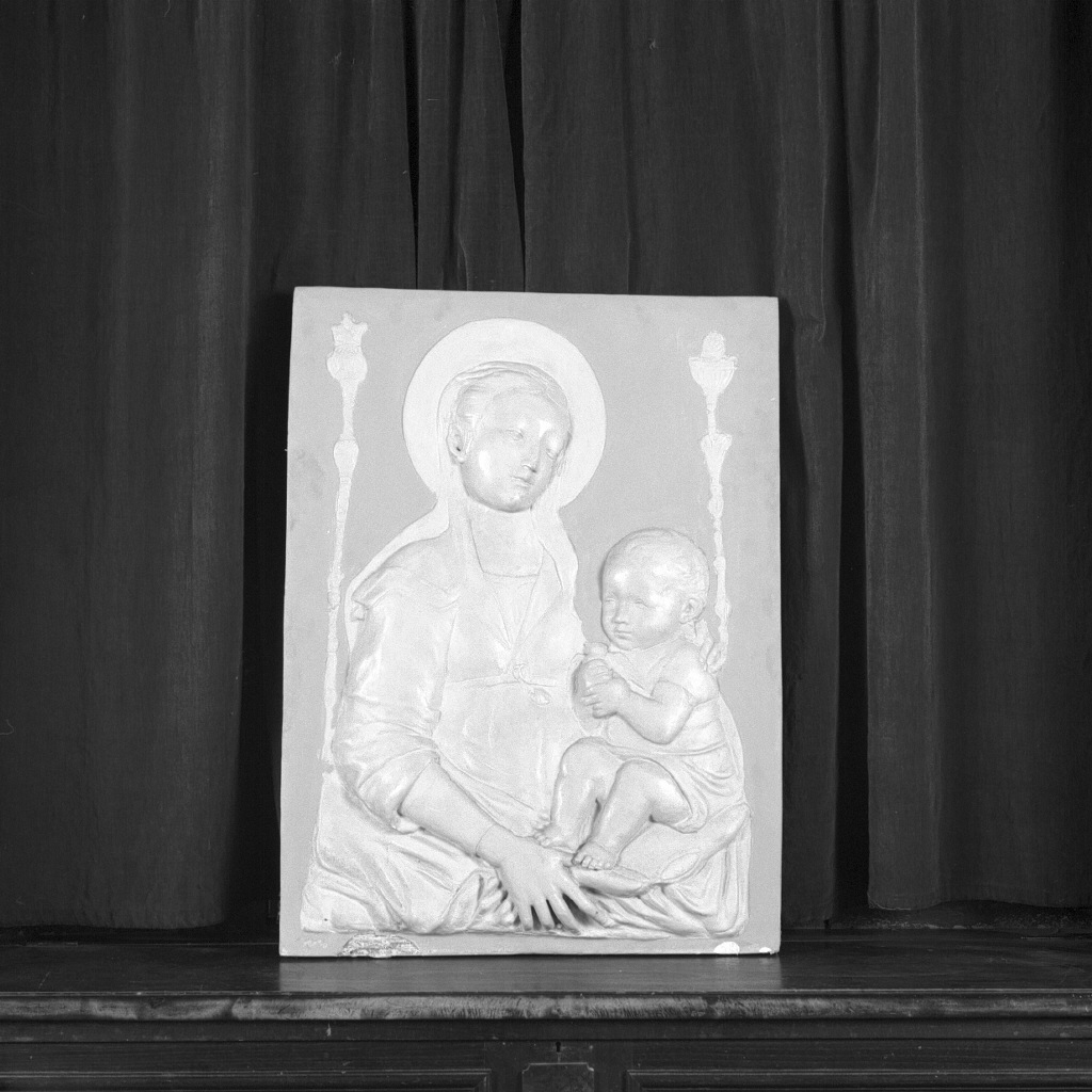 Madonna con Bambino (rilievo) - ambito veneto (prima metà sec. XX)