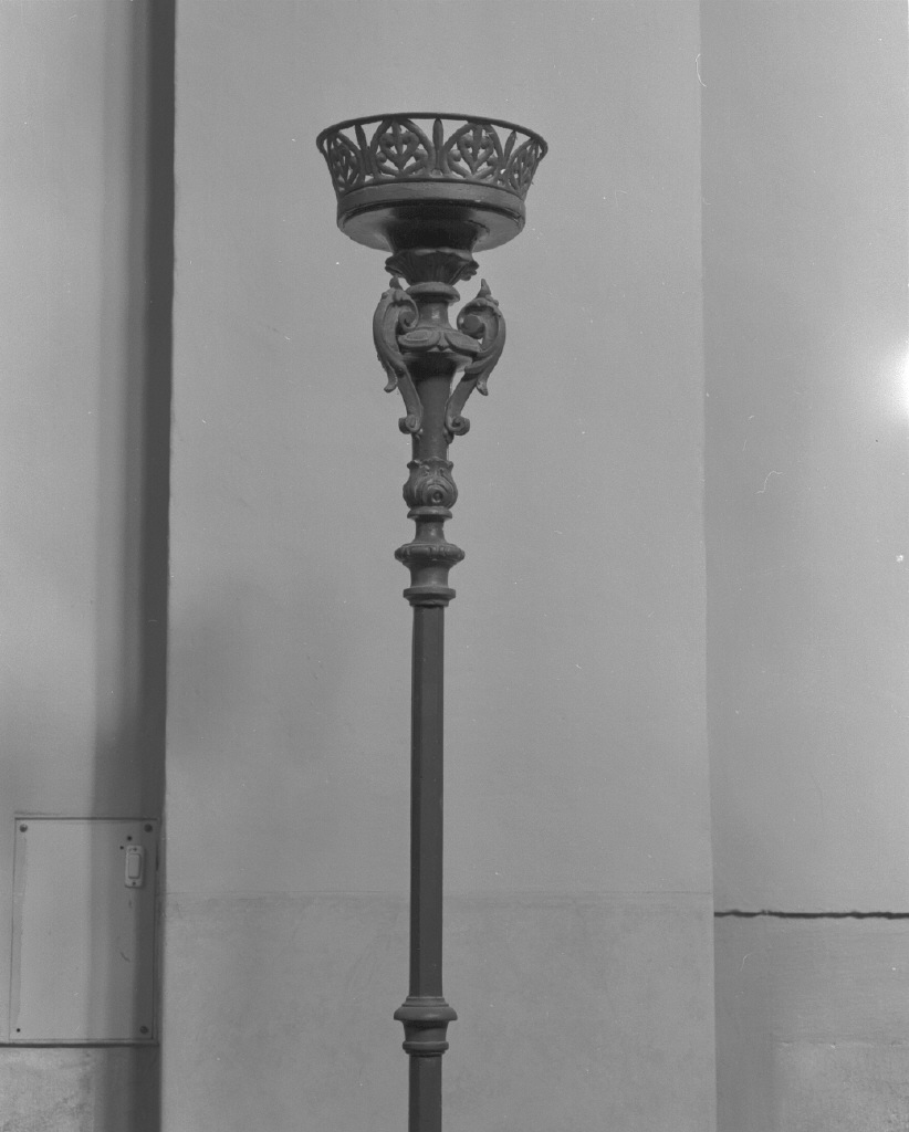 candelabro portatile - bottega veneta (sec. XIX)