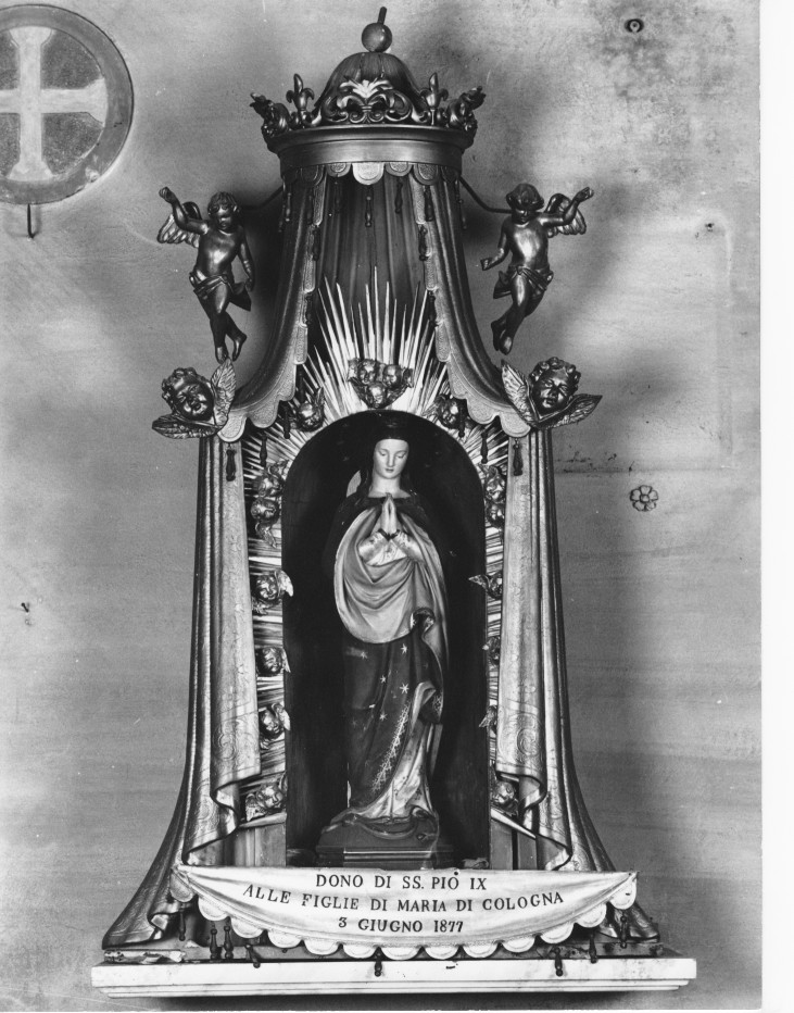 Madonna orante (statua, elemento d'insieme) - ambito veneto (sec. XIX)