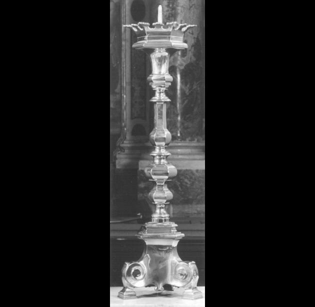 candeliere d'altare - produzione italiana (prima metà sec. XX)