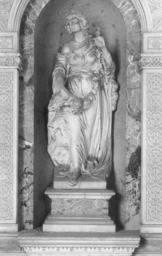figura femminile con urna e festone di fiori (statua) - ambito veneto (sec. XX)