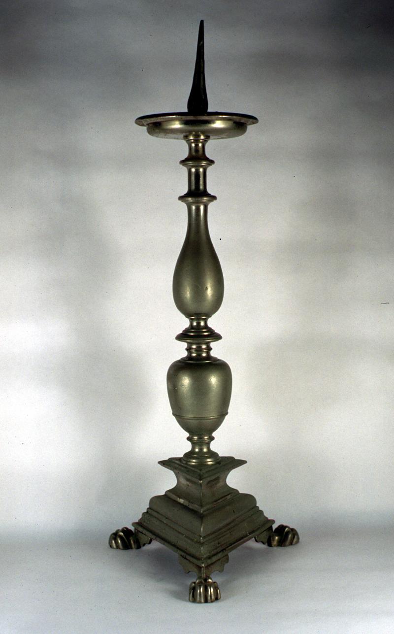 candeliere d'altare, serie - manifattura veneta (sec. XVIII)