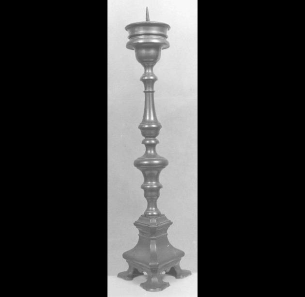 candeliere d'altare - produzione veneta (sec. XIX)