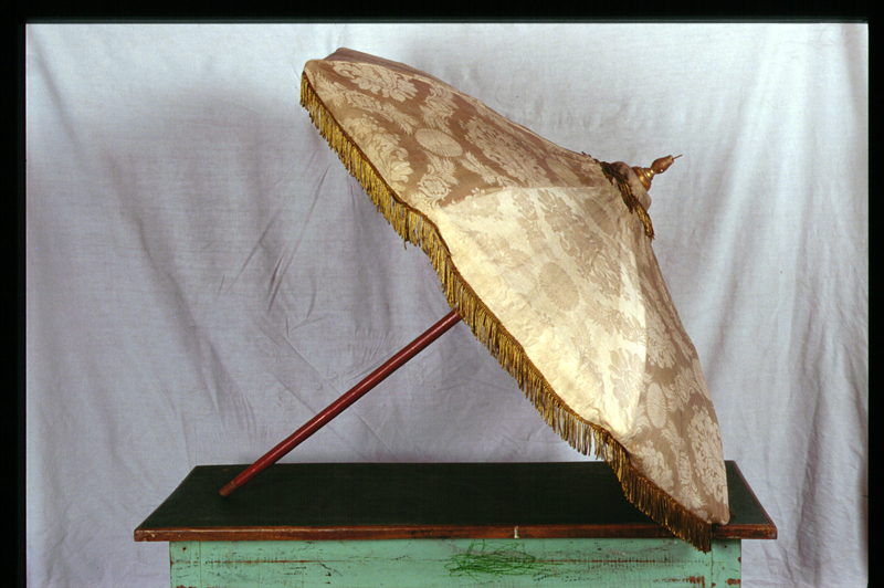 ombrellino processionale - manifattura veneta (ultimo quarto sec. XVIII)