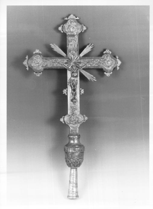 croce processionale - ambito veneto (primo quarto sec. XX)
