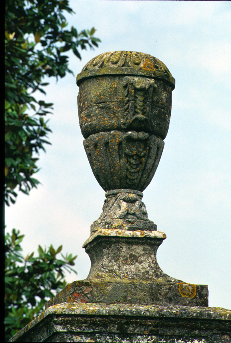 Vaso (scultura) - manifattura veneta (sec. XVIII)