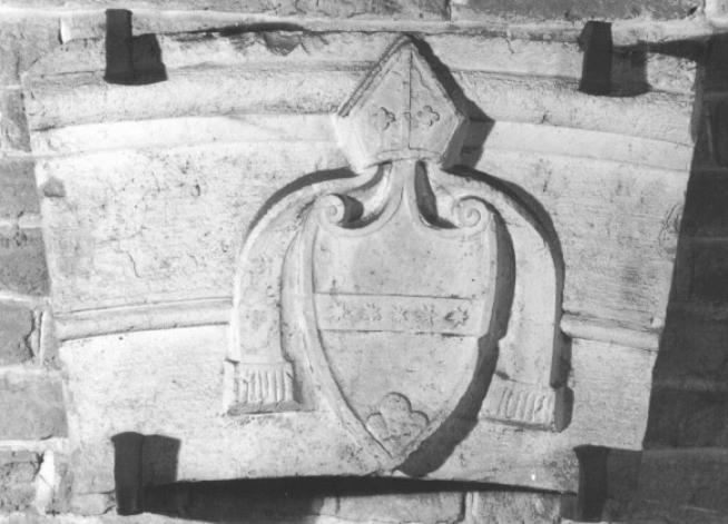 stemma vescovile di Franco Nicolò (rilievo) - ambito veneto (sec. XV)